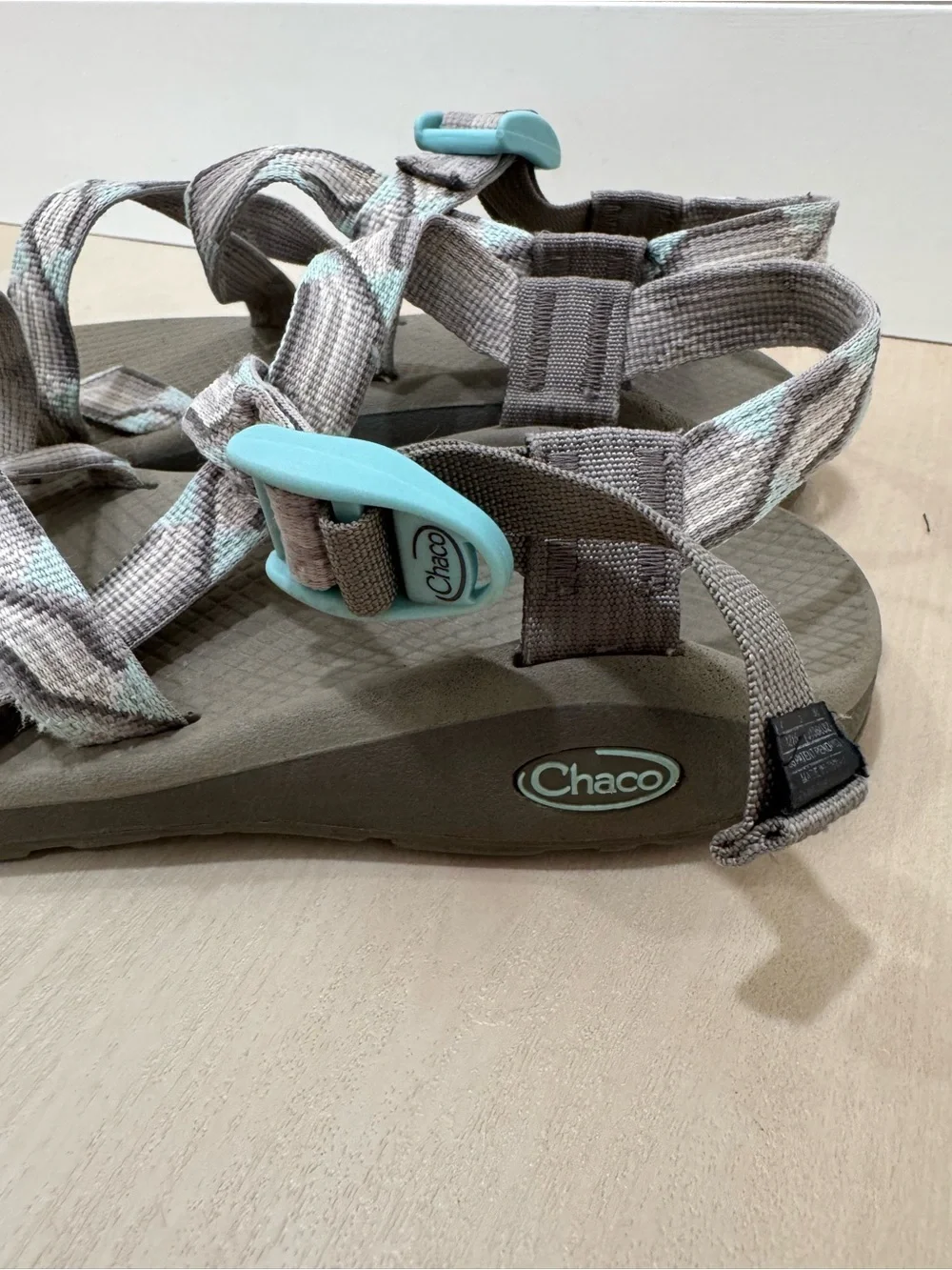 Chaco Sandals Women's Size 7  Z/Cloud 2 Sandals - Candy Gray